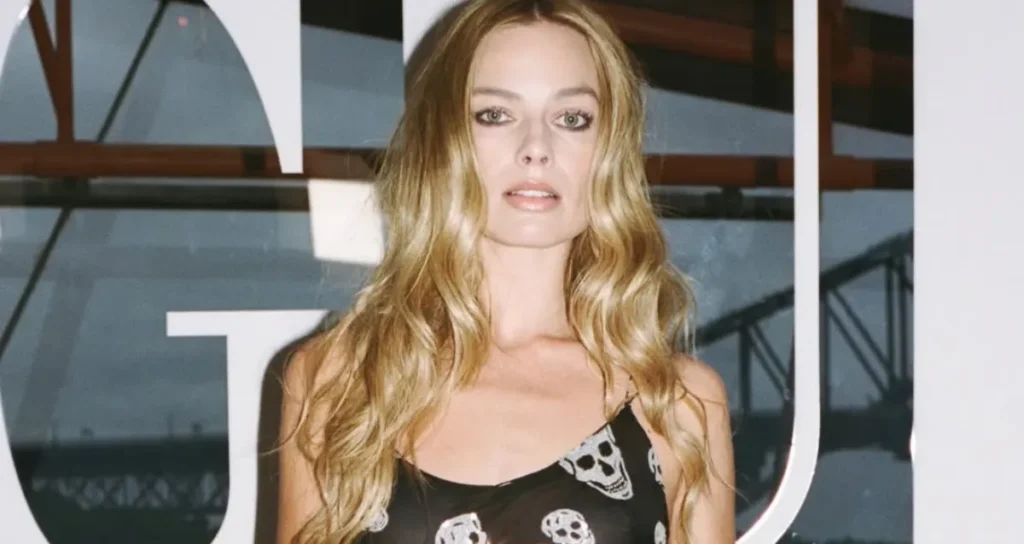 Alexander McQueen – Bio, Net Worth, Age, Family