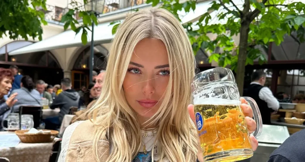 Corinna Kopf: Biography, Net Worth, Age, Personal Life & FAMILY